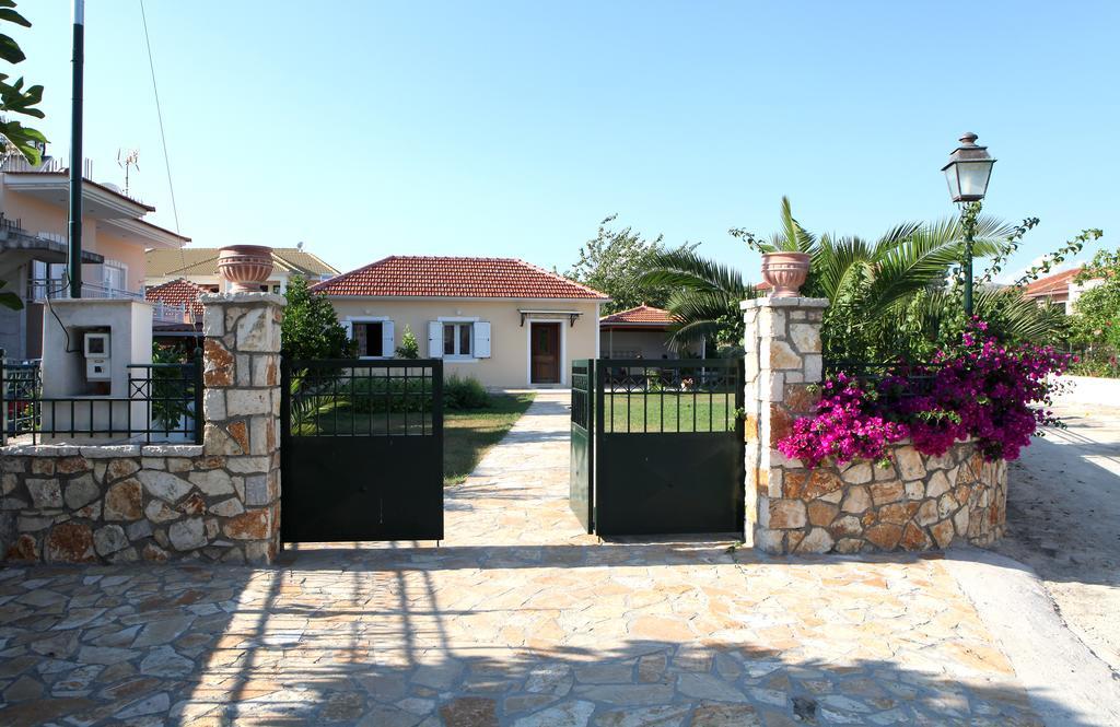 Splantza Apartments Ammoudia Luaran gambar